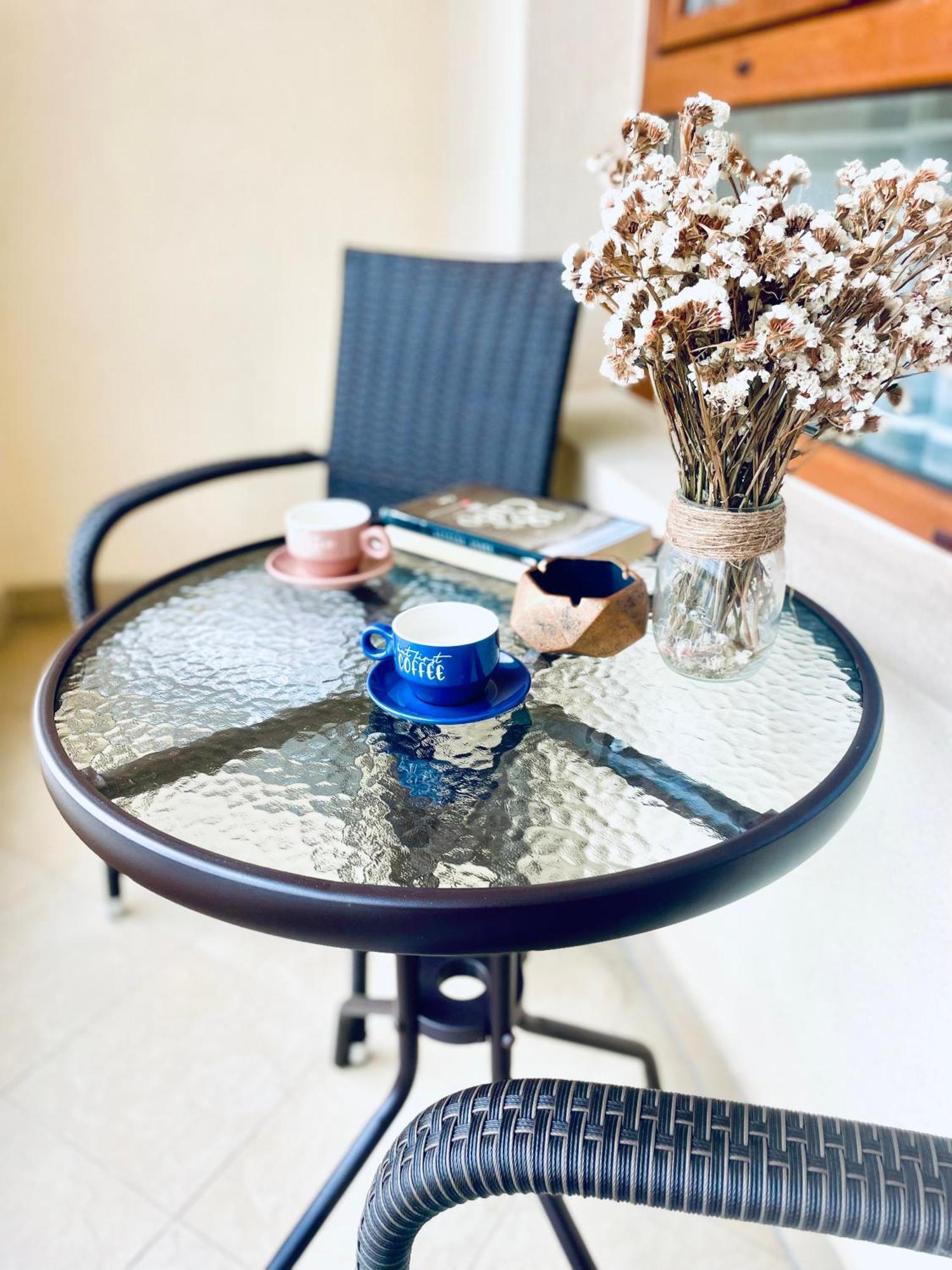 Appartamento Апартамент Flowers Varna Esterno foto