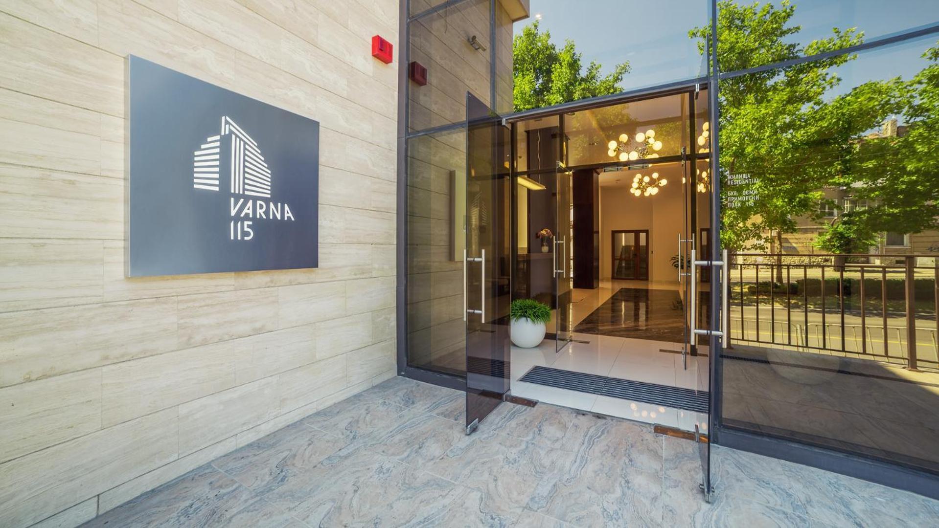 Appartamento Апартамент Flowers Varna Esterno foto